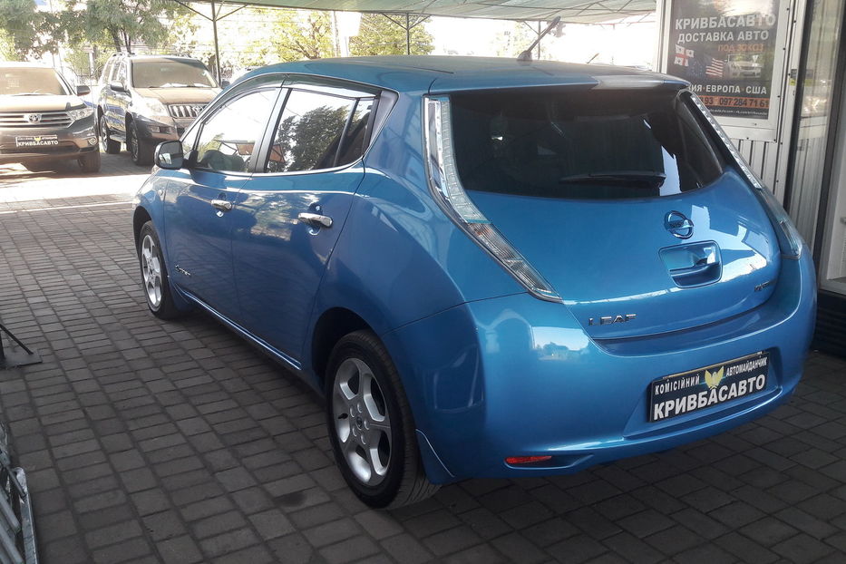 Продам Nissan Leaf 2011 года в г. Кривой Рог, Днепропетровская область