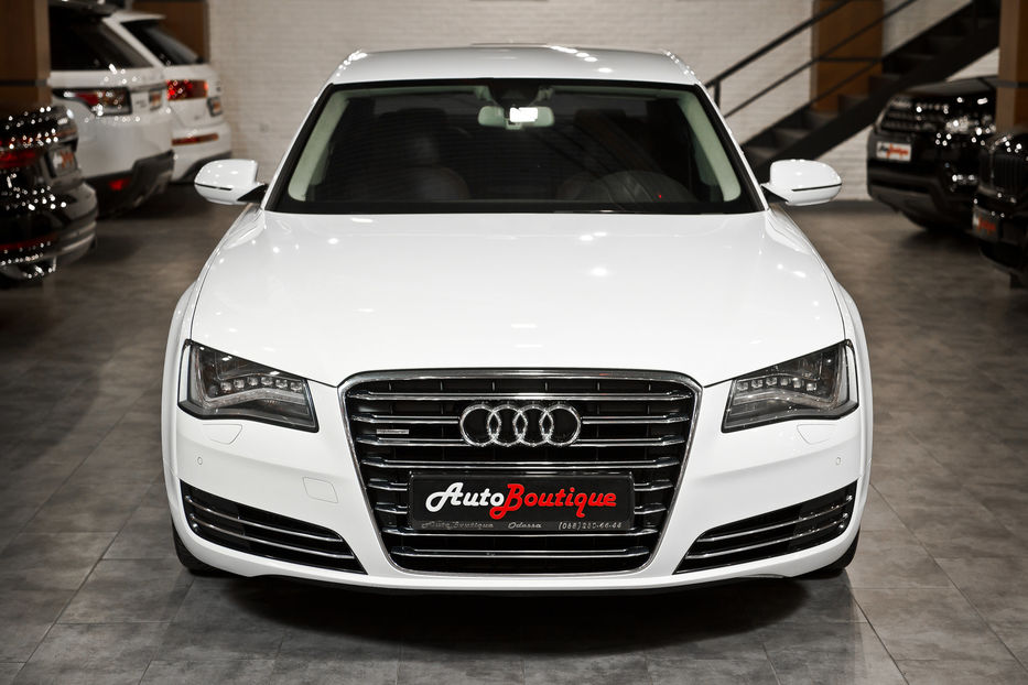 Продам Audi A8 Quattro 2012 года в Одессе