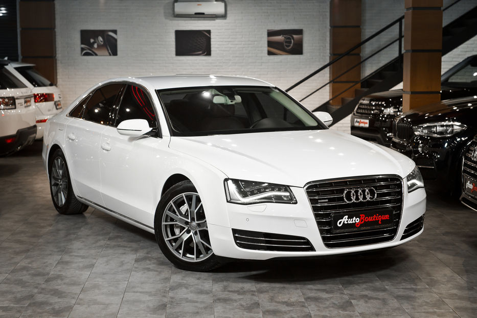 Продам Audi A8 Quattro 2012 года в Одессе