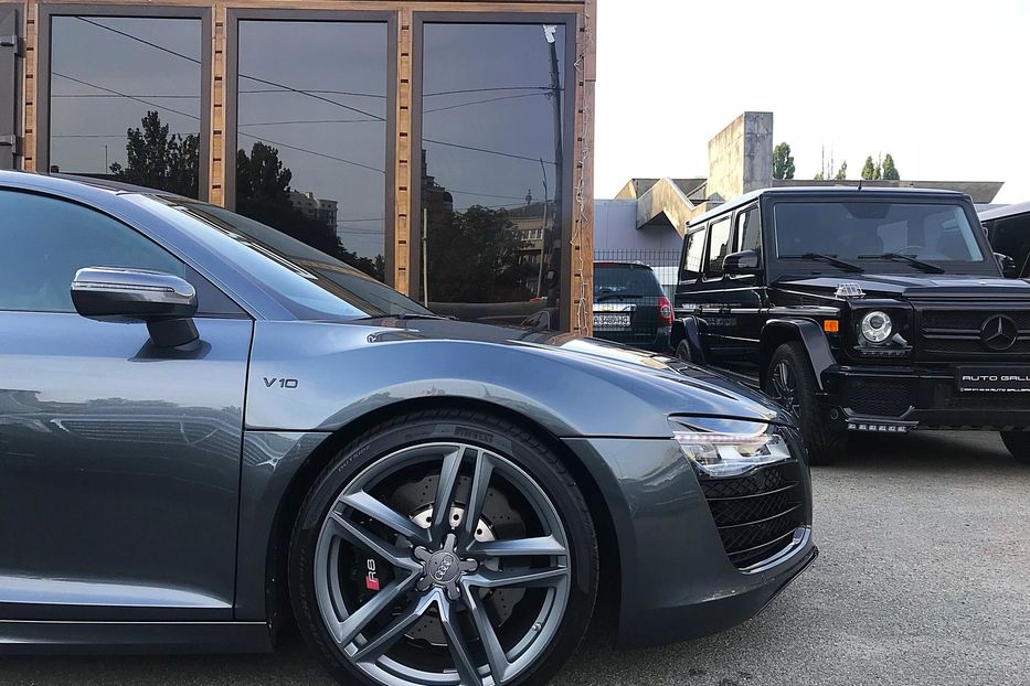 Продам Audi R8 5.2 V10 2013 года в Киеве