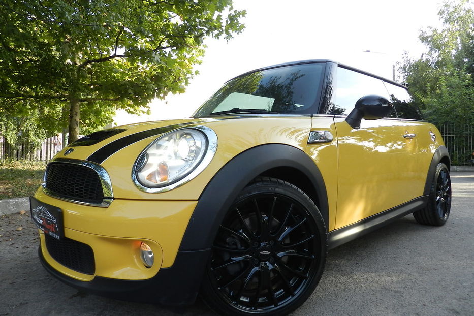 Продам MINI Cooper S 2010 года в Одессе