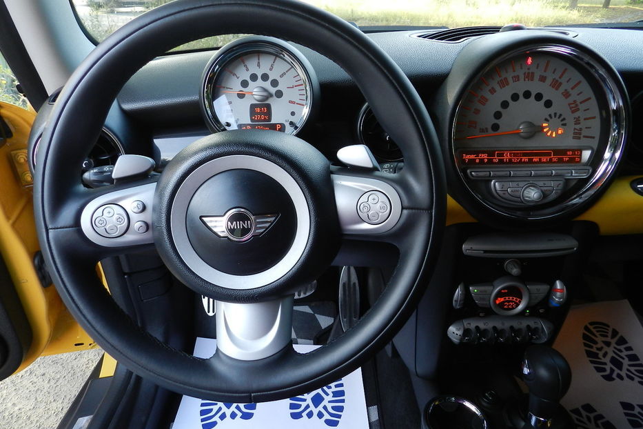 Продам MINI Cooper S 2010 года в Одессе