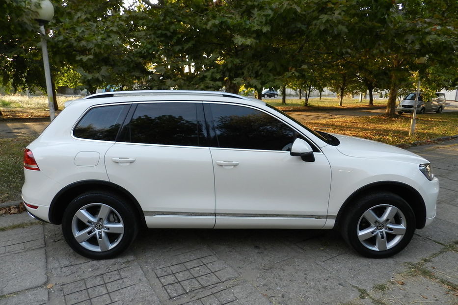 Продам Volkswagen Touareg 2012 года в Одессе