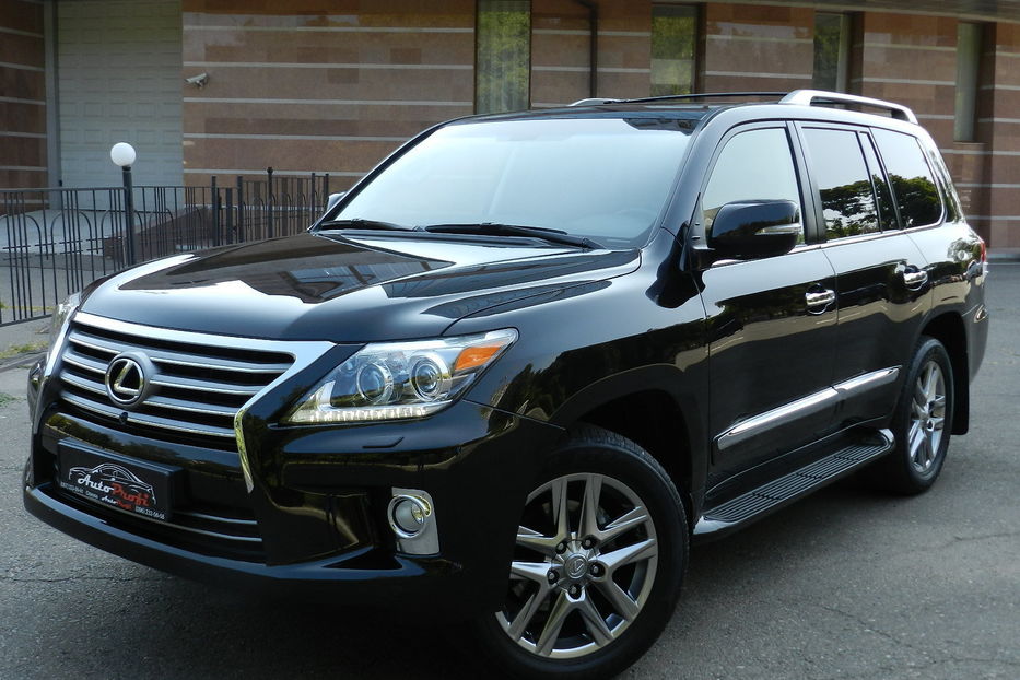 Продам Lexus LX 570 2013 года в Одессе