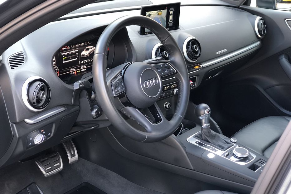 Продам Audi A3 S-Line, 2.0 Turbo Quattro 2016 года в Киеве