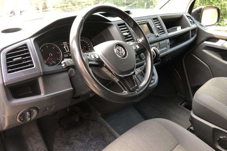 Продам Volkswagen Caravella Comfort 2015 года в Львове