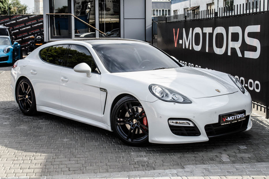Продам Porsche Panamera 4S 2011 года в Киеве