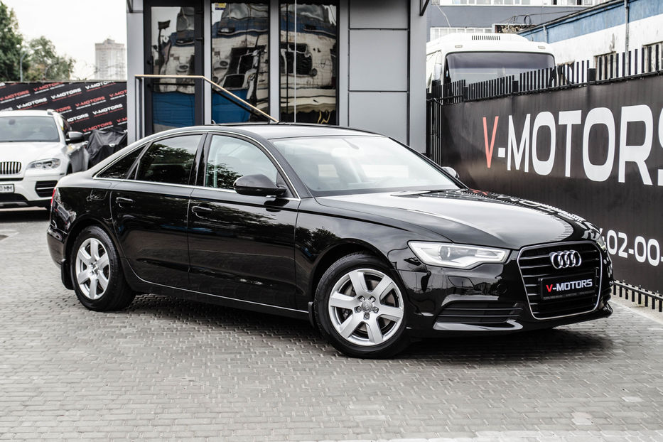 Продам Audi A6 2.8i 2012 года в Киеве