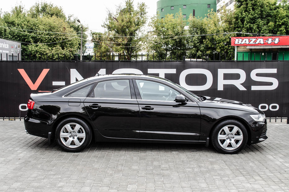 Продам Audi A6 2.8i 2012 года в Киеве