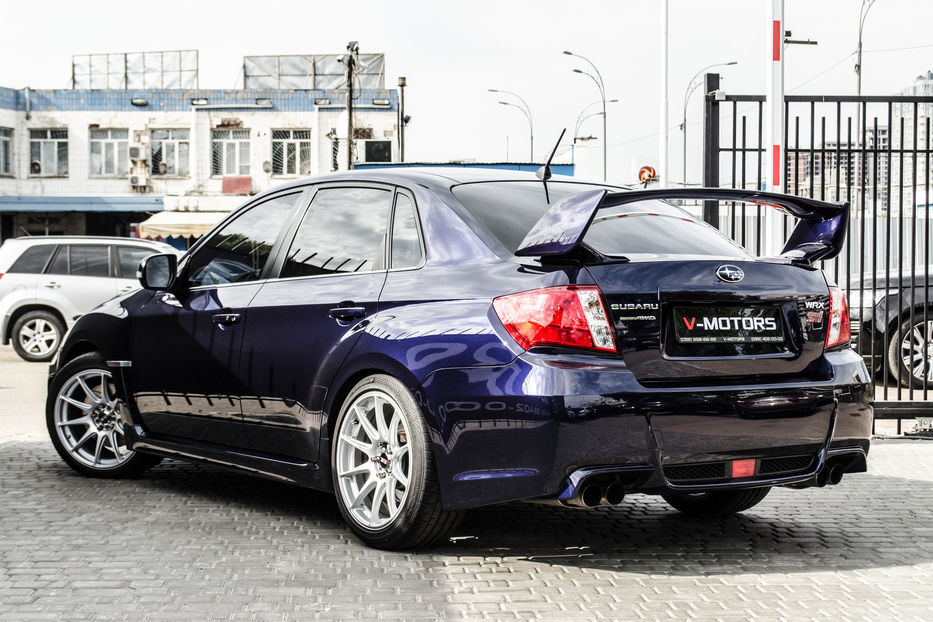 Продам Subaru WRX STI 2.5 Turbo 2012 года в Киеве