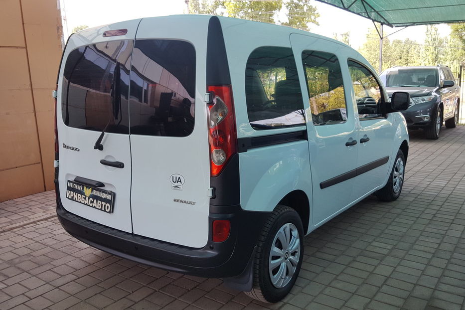 Продам Renault Kangoo пасс. 2008 года в г. Кривой Рог, Днепропетровская область