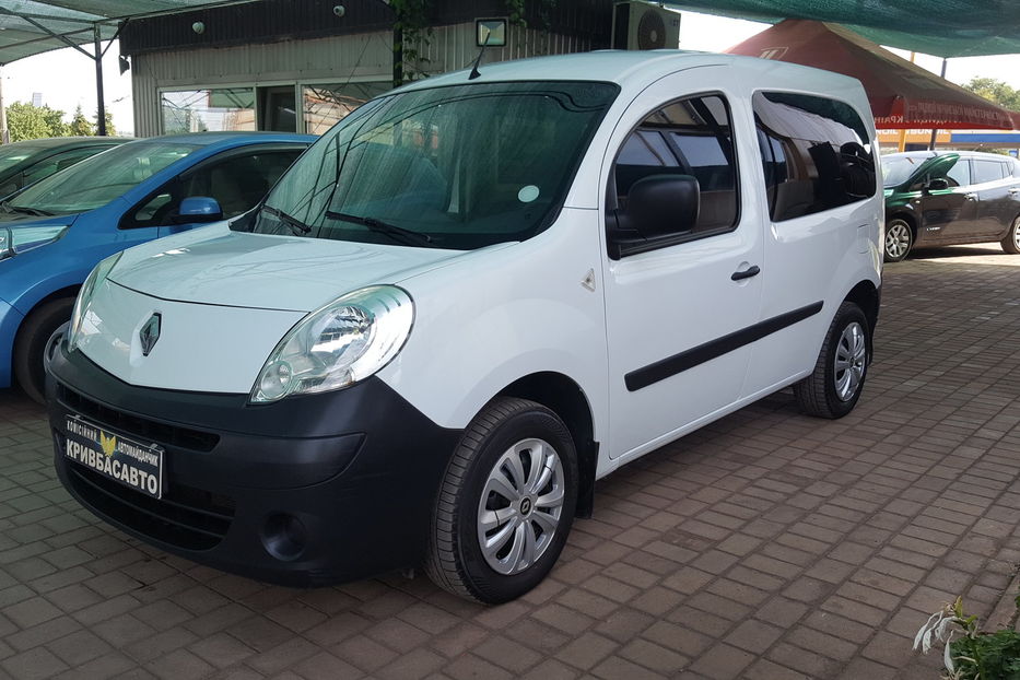 Продам Renault Kangoo пасс. 2008 года в г. Кривой Рог, Днепропетровская область