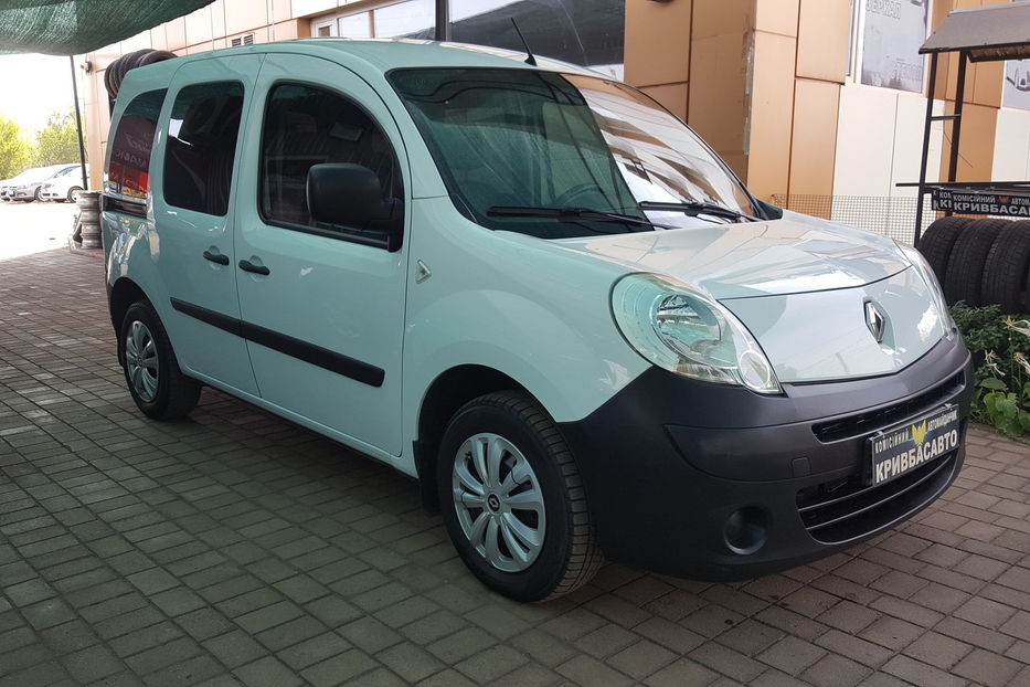 Продам Renault Kangoo пасс. 2008 года в г. Кривой Рог, Днепропетровская область