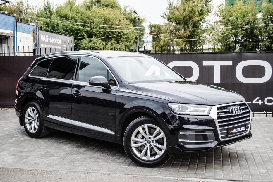 Продам Audi Q7 3.0TFSI 2016 года в Киеве