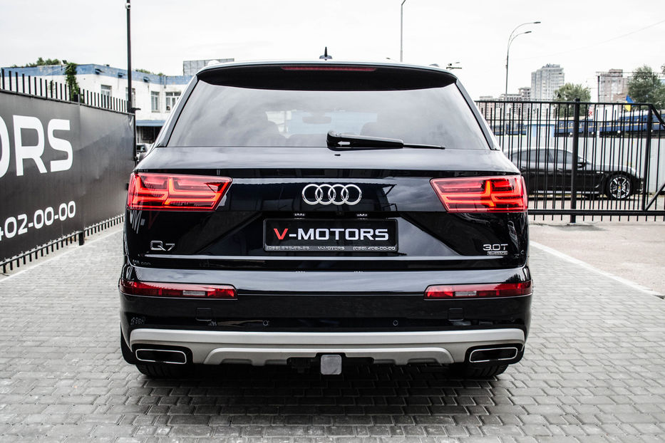 Продам Audi Q7 3.0TFSI 2016 года в Киеве