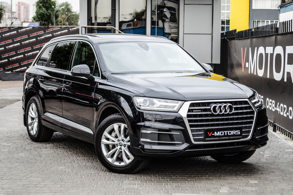 Продам Audi Q7 3.0TFSI 2016 года в Киеве