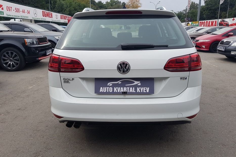 Продам Volkswagen Golf VII 2015 года в Киеве