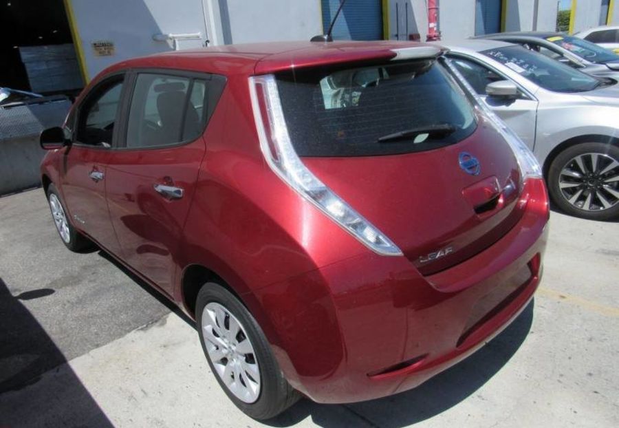 Продам Nissan Leaf S 2015 года в Николаеве