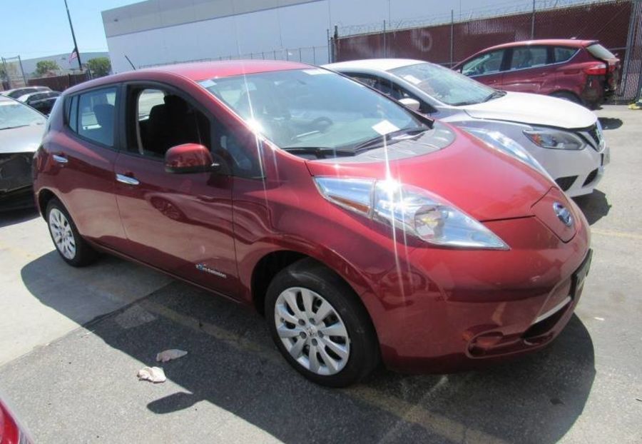 Продам Nissan Leaf S 2015 года в Николаеве