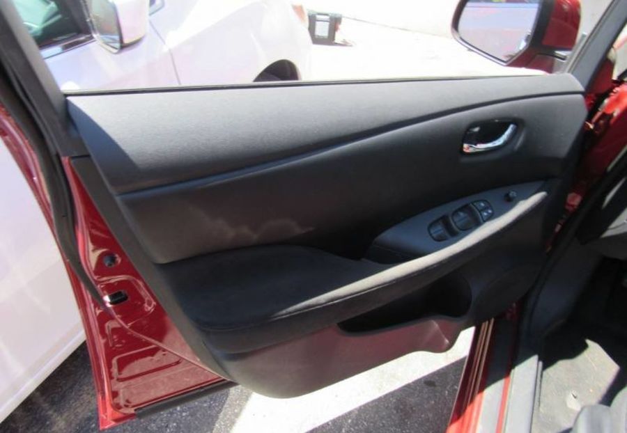 Продам Nissan Leaf S 2015 года в Николаеве