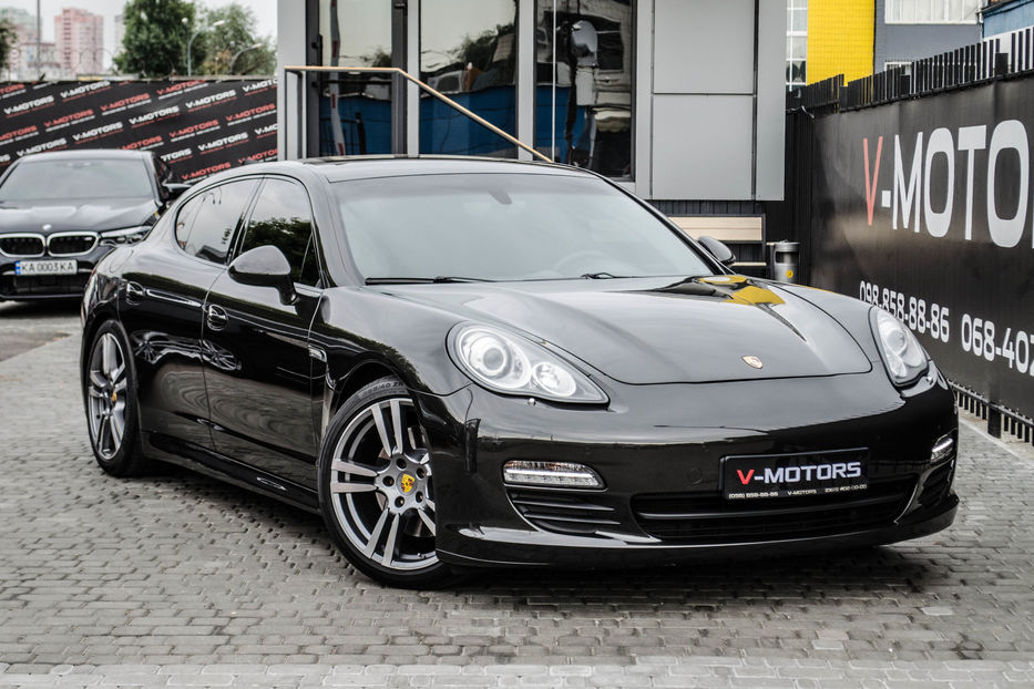 Продам Porsche Panamera 4S 2012 года в Киеве