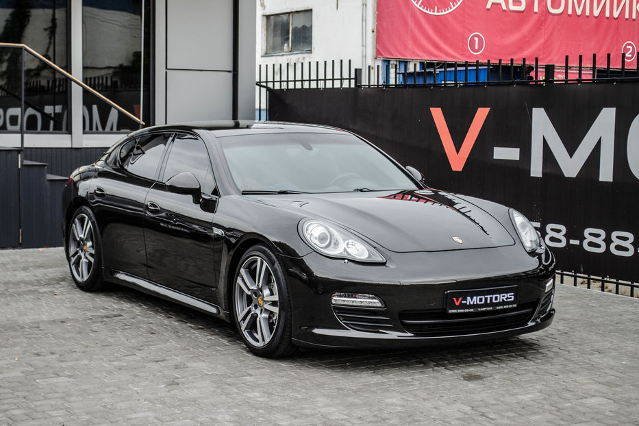 Продам Porsche Panamera 4S 2012 года в Киеве