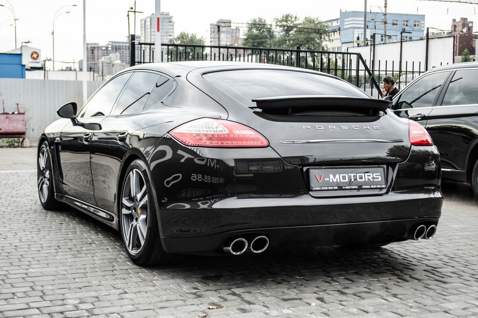 Продам Porsche Panamera 4S 2012 года в Киеве