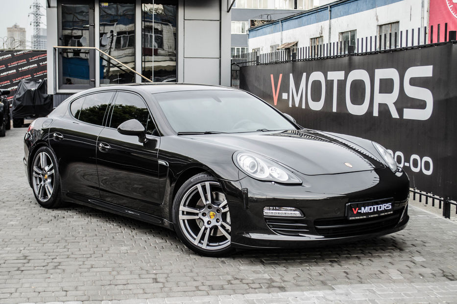 Продам Porsche Panamera 4S 2012 года в Киеве