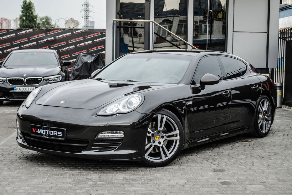 Продам Porsche Panamera 4S 2012 года в Киеве