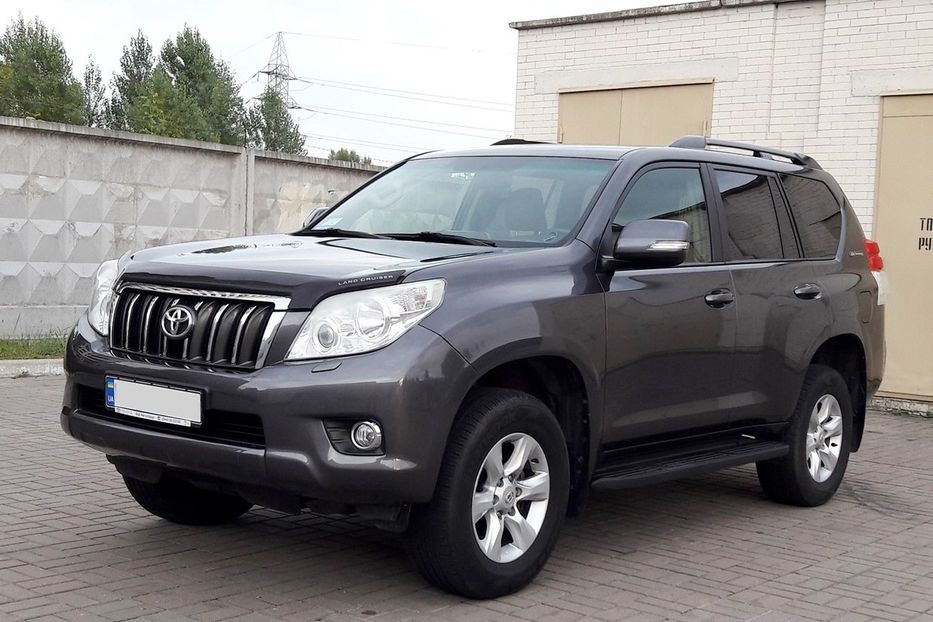 Продам Toyota Land Cruiser Prado 2012 года в Киеве