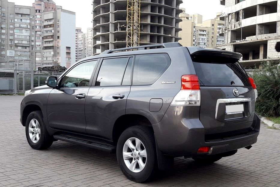 Продам Toyota Land Cruiser Prado 2012 года в Киеве