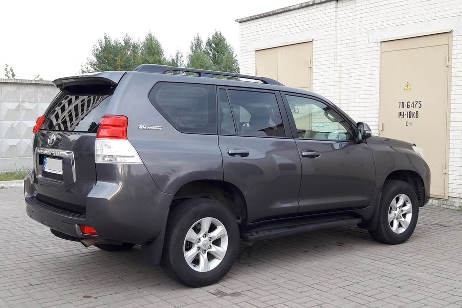 Продам Toyota Land Cruiser Prado 2012 года в Киеве