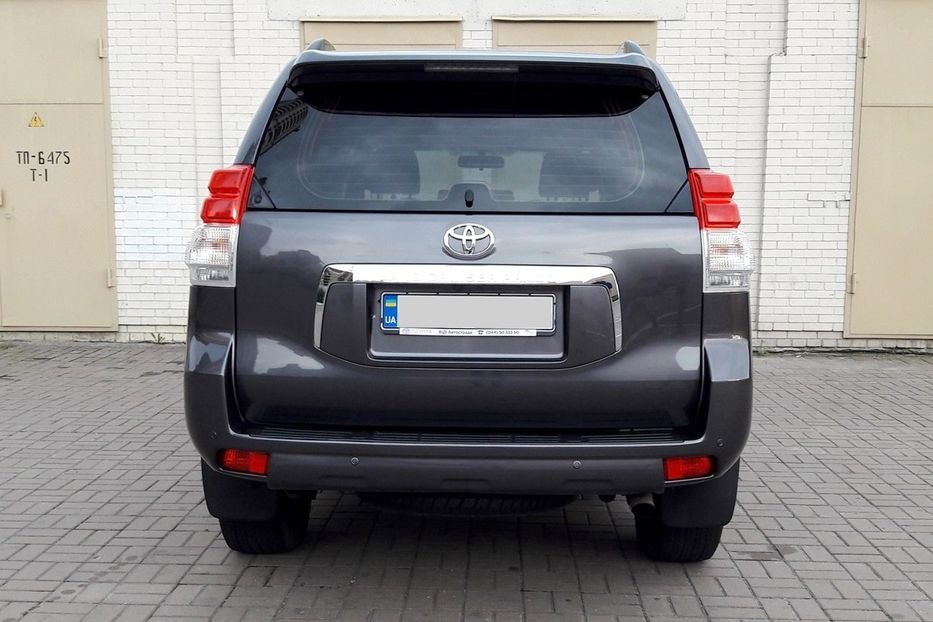 Продам Toyota Land Cruiser Prado 2012 года в Киеве