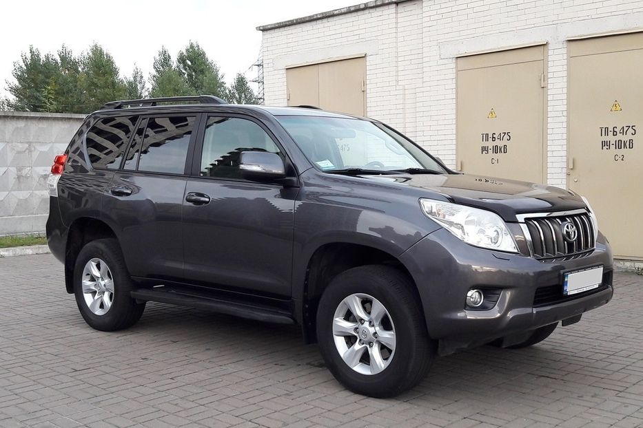 Продам Toyota Land Cruiser Prado 2012 года в Киеве