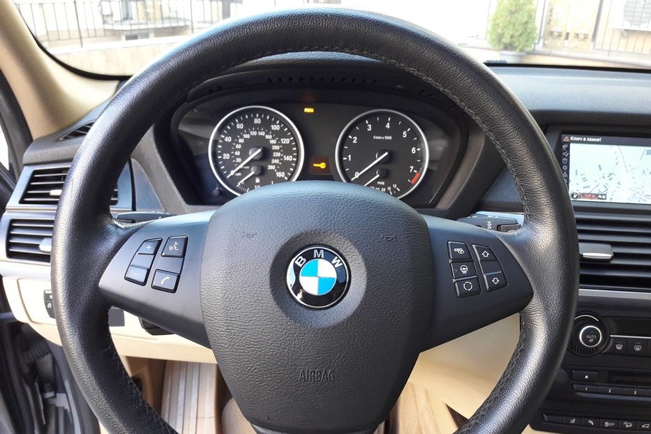 Продам BMW X5 xDrive 35i 2011 года в Киеве