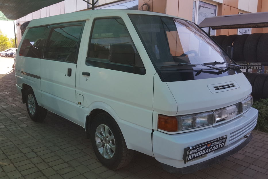 Продам Nissan Vanette пасс. 1993 года в г. Кривой Рог, Днепропетровская область