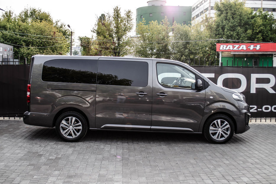 Продам Peugeot Partner пасс. Traveller VIP 2018 года в Киеве