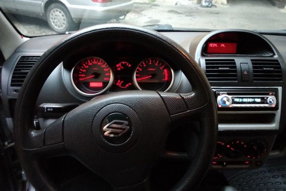 Продам Suzuki Ignis 2005 года в Львове