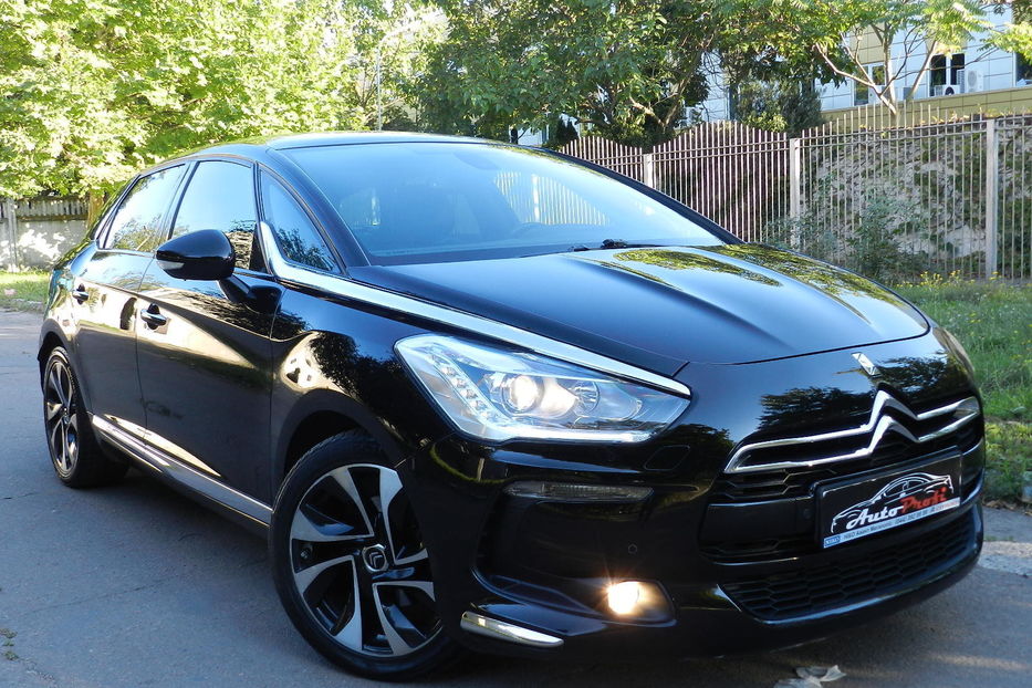 Продам Citroen DS5 2013 года в Одессе