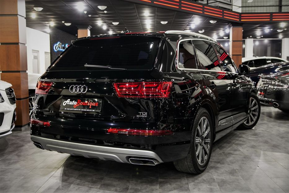 Продам Audi Q7 S-line 2016 года в Одессе