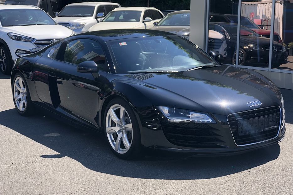 Продам Audi R8 QUATTRO 2007 года в Киеве