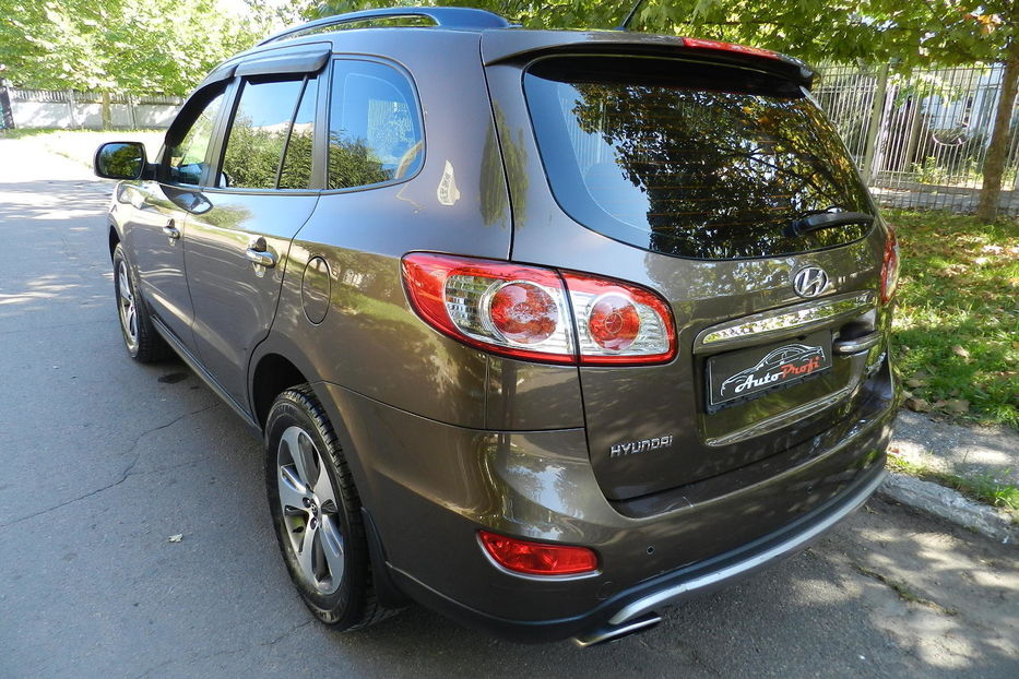 Продам Hyundai Santa FE 2013 года в Одессе