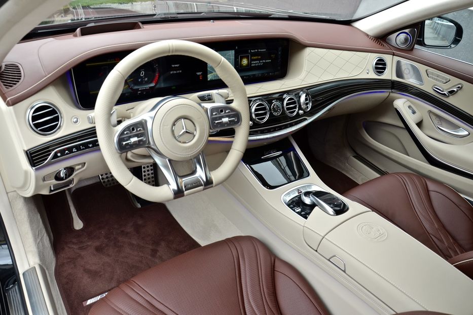 Продам Mercedes-Benz S-Class  S 63 AMG 2018 года в Киеве
