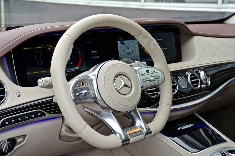 Продам Mercedes-Benz S-Class  S 63 AMG 2018 года в Киеве