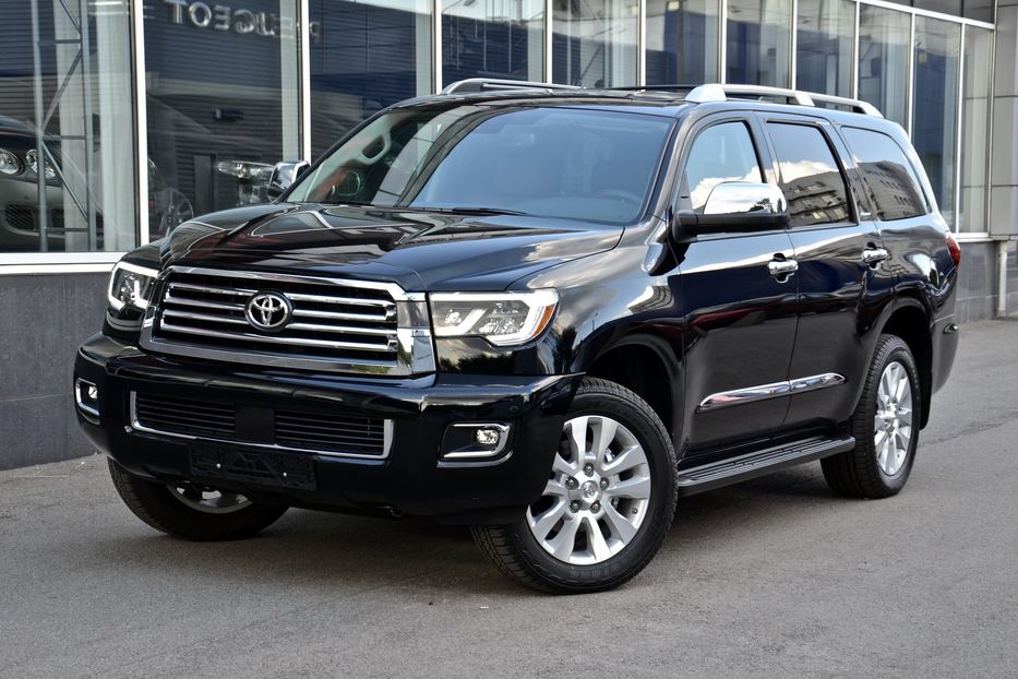 Продам Toyota Sequoia  Platinum 2018 года в Киеве