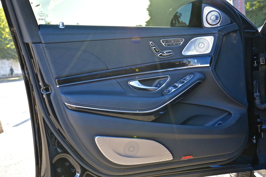 Продам Mercedes-Benz S-Class  S 63 AMG 2013 года в Киеве