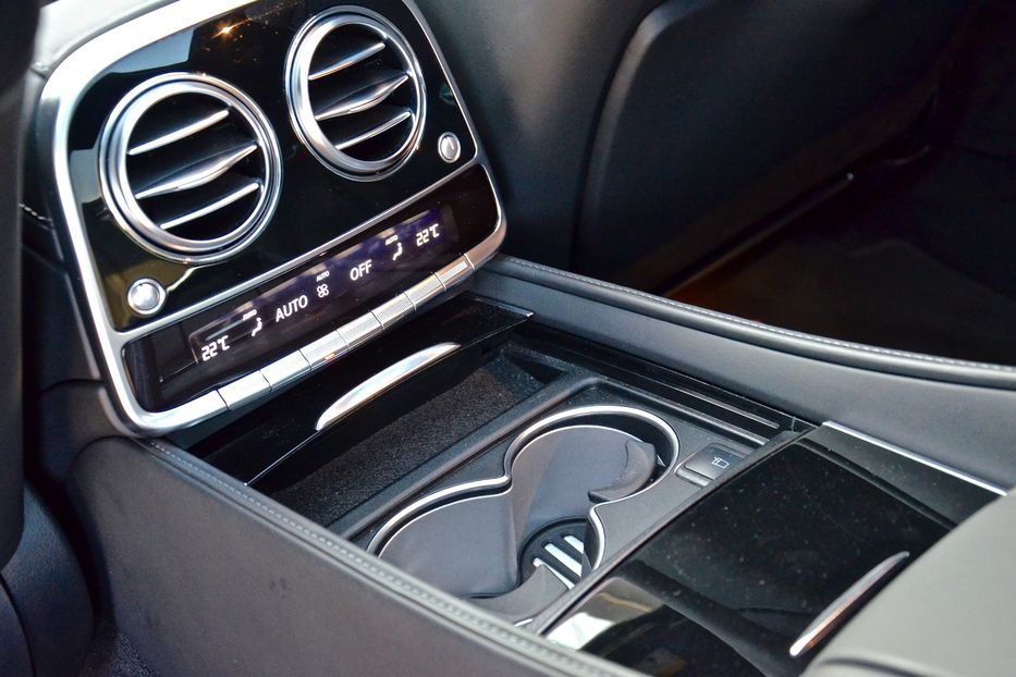 Продам Mercedes-Benz S-Class  S 63 AMG 2013 года в Киеве