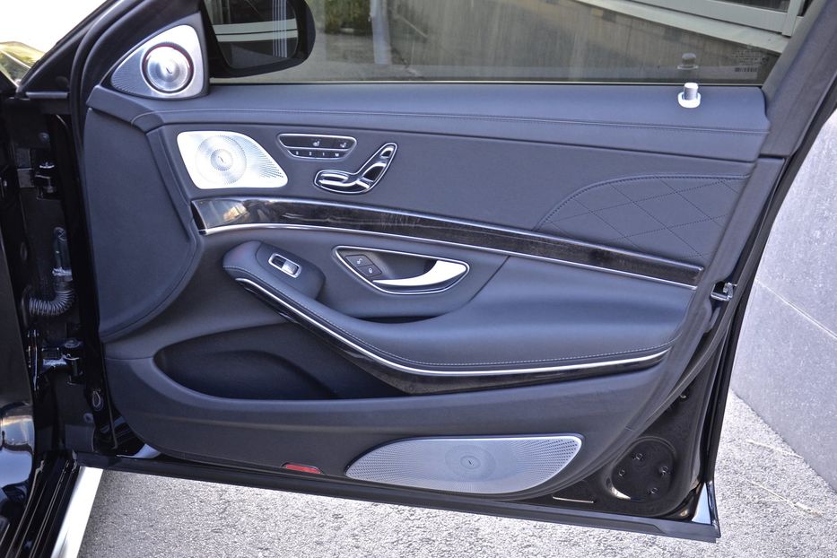 Продам Mercedes-Benz S-Class  S 63 AMG 2013 года в Киеве