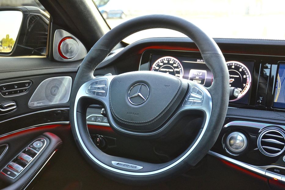 Продам Mercedes-Benz S-Class  S 63 AMG 2013 года в Киеве