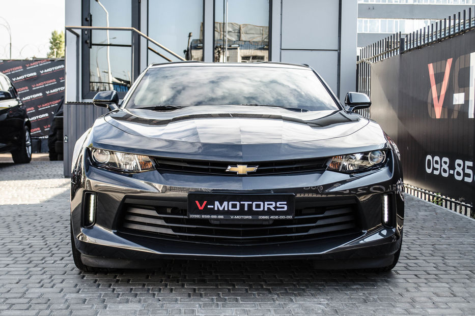 Продам Chevrolet Camaro 2.0 TURBO 2016 года в Киеве